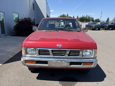 Used 1993 Nissan Pickup 2WD King Cab image 7