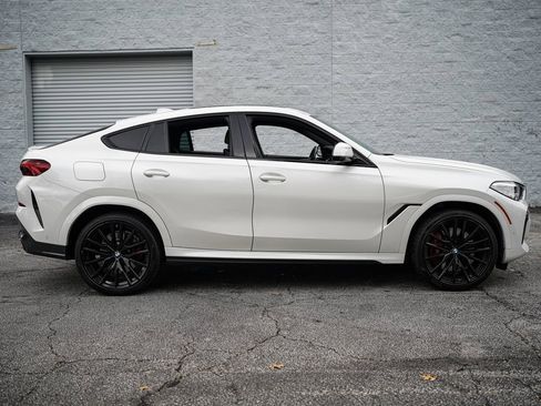Used 2023 BMW X6 M50i w/ Parking Assistance Package image 18