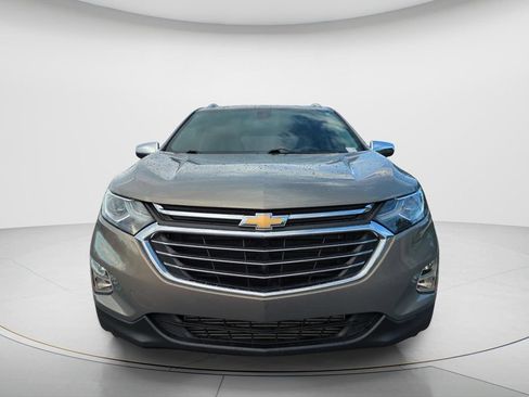 Used 2018 Chevrolet Equinox Premier FWD image 2