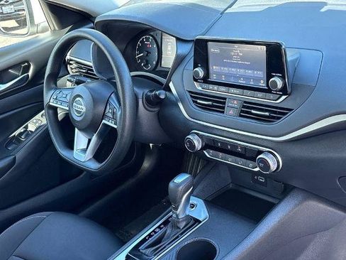 Certified 2021 Nissan Altima 2.5 S FWD image 28