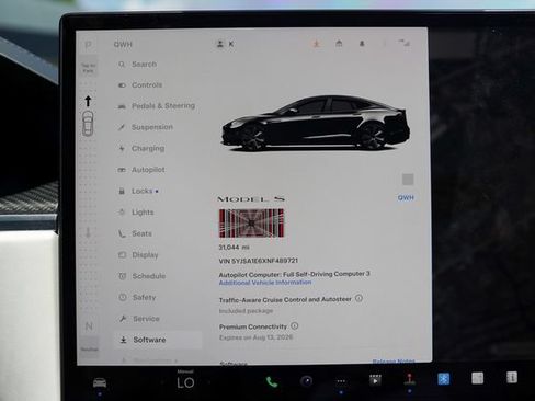 Used 2022 Tesla Model S Plaid AWD/4WD image 35