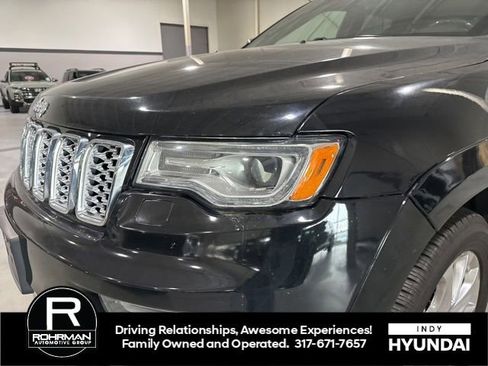 Used 2019 Jeep Grand Cherokee Summit image 4