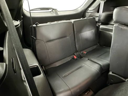Used 2022 Mitsubishi Outlander SE AWD/4WD image 27