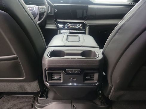 Used 2022 GMC Sierra 1500 AT4X image 24