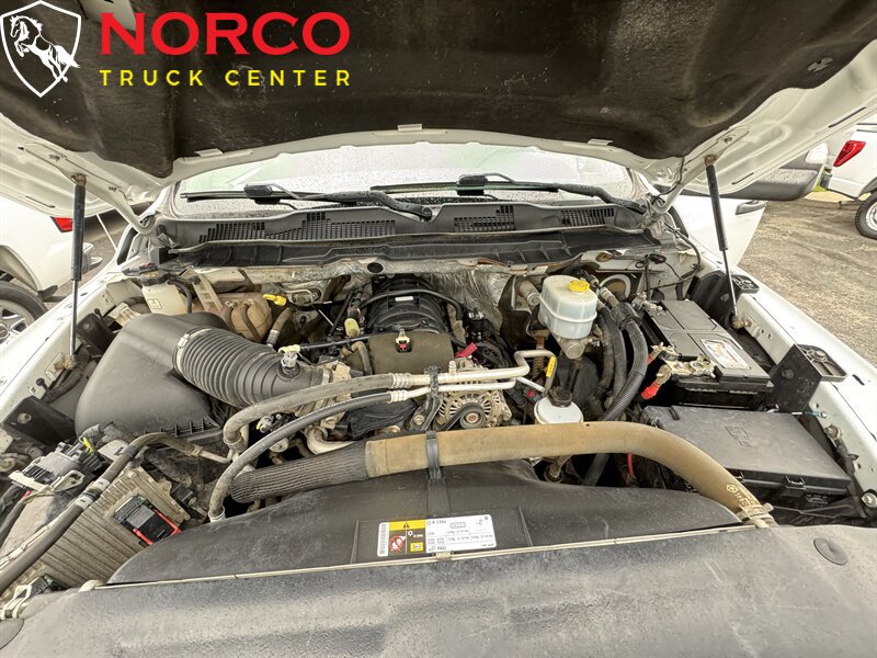 Used 2018 RAM 3500 Tradesman w/ Chrome Appearance Group AWD/4WD image 28