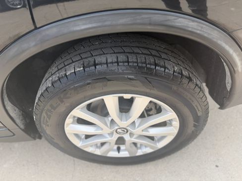 Used 2018 Nissan Rogue SV FWD image 10