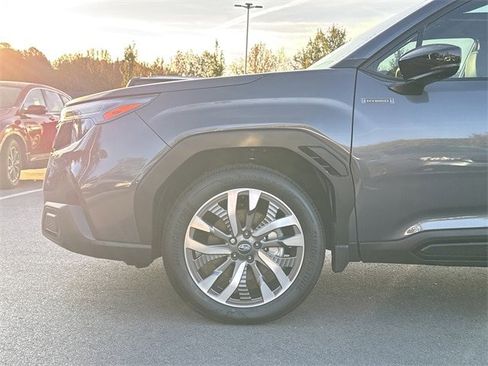 Certified 2025 Subaru Forester Touring w/ Touring Package image 9