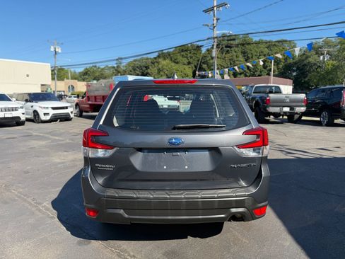 Used 2020 Subaru Forester image 9