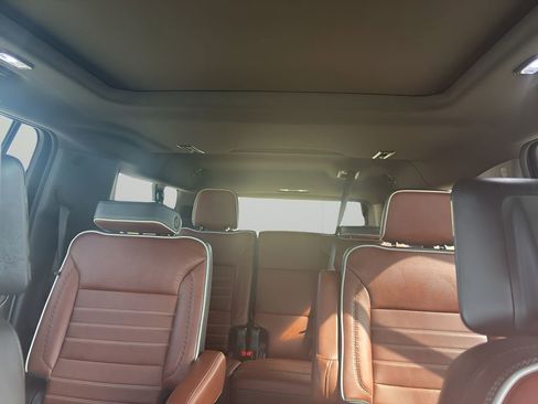 Used 2023 GMC Yukon XL Denali Ultimate AWD/4WD image 17