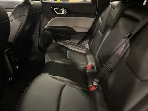 New 2025 Jeep Compass Limited image 20