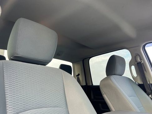 Used 2016 RAM 2500 Tradesman w/ Chrome Appearance Group image 14