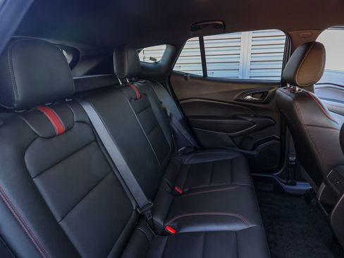 Used 2024 Chevrolet Trax RS image 18