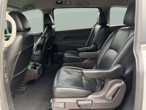 Used 2020 Honda Odyssey EX image 17