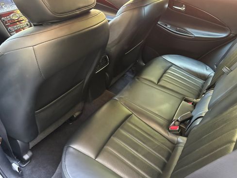Used 2014 INFINITI QX50 Journey w/ Premium Package RWD image 29