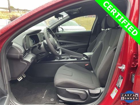 Certified 2025 Hyundai Elantra Sport image 15