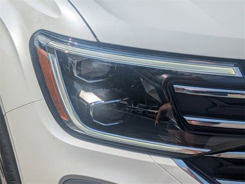 New 2026 Volkswagen Atlas SE image 9