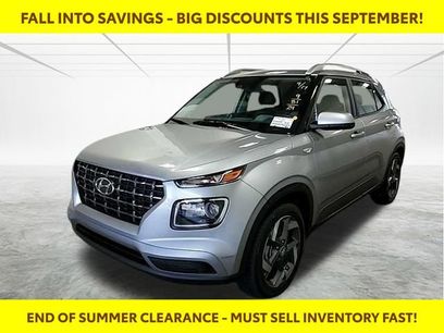 Used 2024 Hyundai Venue SEL