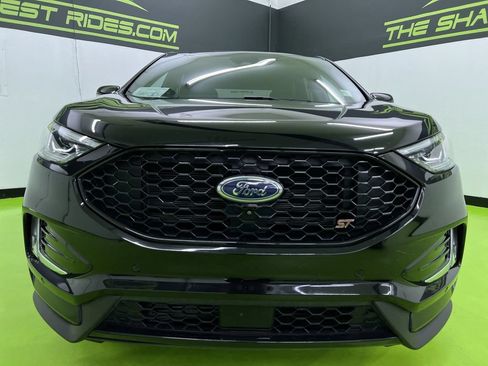 Used 2022 Ford Edge ST w/ Equipment Group 401A AWD/4WD image 3