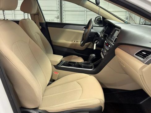Used 2019 Hyundai Sonata SE FWD image 13