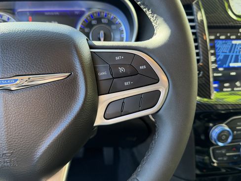 Certified 2023 Chrysler 300 Touring L w/ Popular Equipment Group image 27