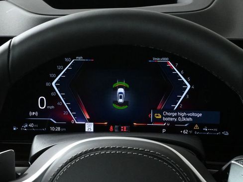 Used 2026 BMW X5 xDrive50e w/ M Sport Package image 21