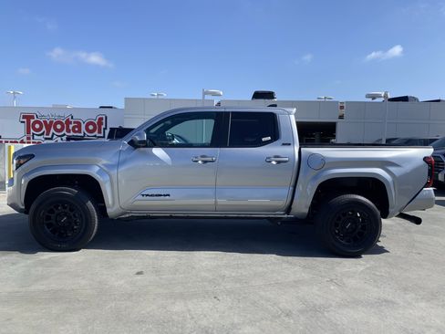 Used 2024 Toyota Tacoma SR5 image 7