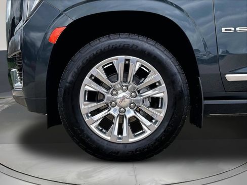 Used 2022 GMC Yukon Denali AWD/4WD image 34