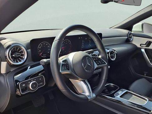 Used 2025 Mercedes-Benz CLA 250 image 22