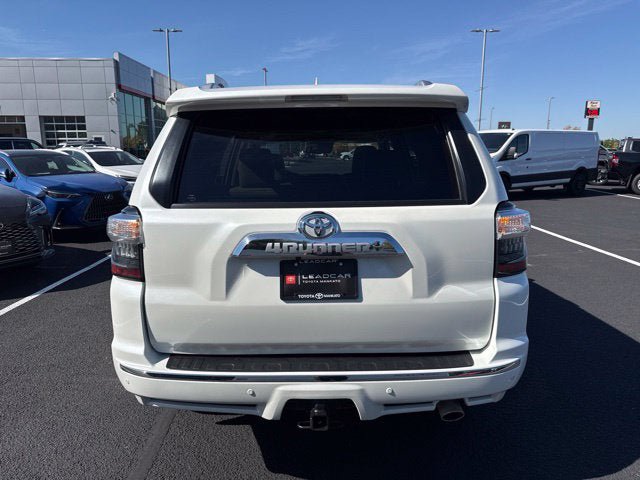 Certified 2021 Toyota 4Runner Limited AWD/4WD image 9