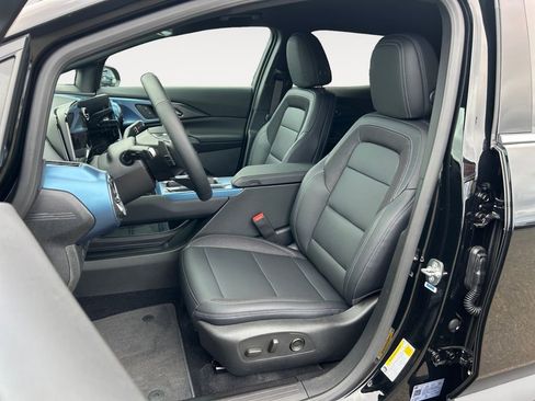 New 2026 Chevrolet Equinox EV LT AWD/4WD image 6
