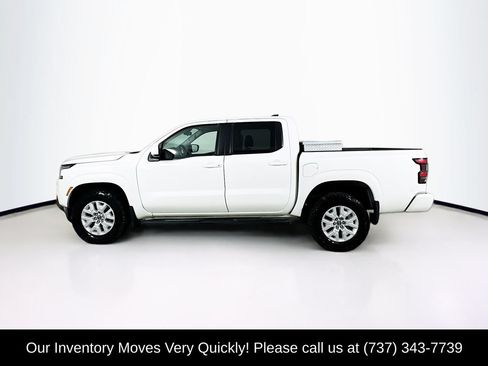 Used 2022 Nissan Frontier SV RWD image 4