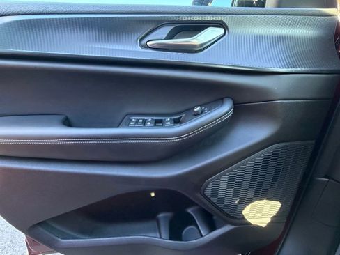 Certified 2024 Jeep Grand Cherokee Altitude image 30