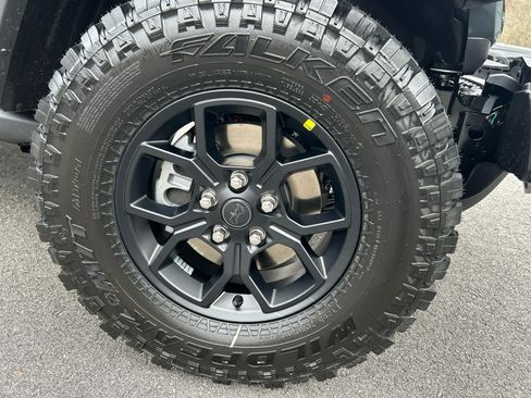 New 2026 Jeep Wrangler Sport AWD/4WD image 19