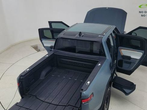 Used 2025 Rivian R1T Premium AWD/4WD image 87