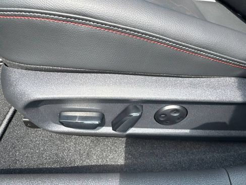 New 2026 Nissan Sentra SR w/ SR Premium Package FWD image 23