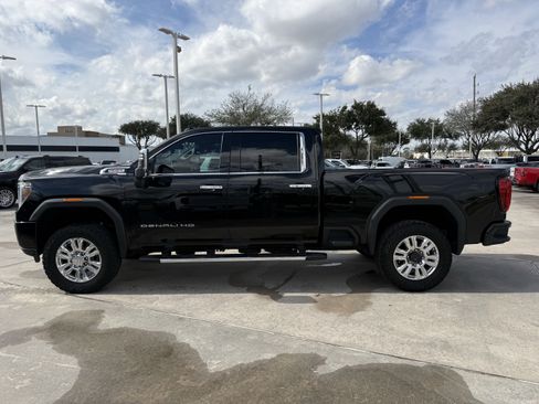 Used 2022 GMC Sierra 2500 Denali image 8