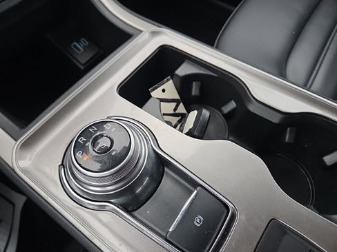 Used 2024 Ford Edge SEL image 27