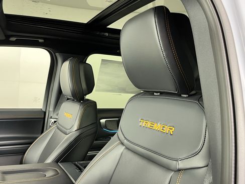 New 2026 Ford Expedition Tremor image 16