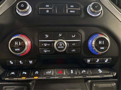 Used 2019 GMC Sierra 1500 SLT image 37