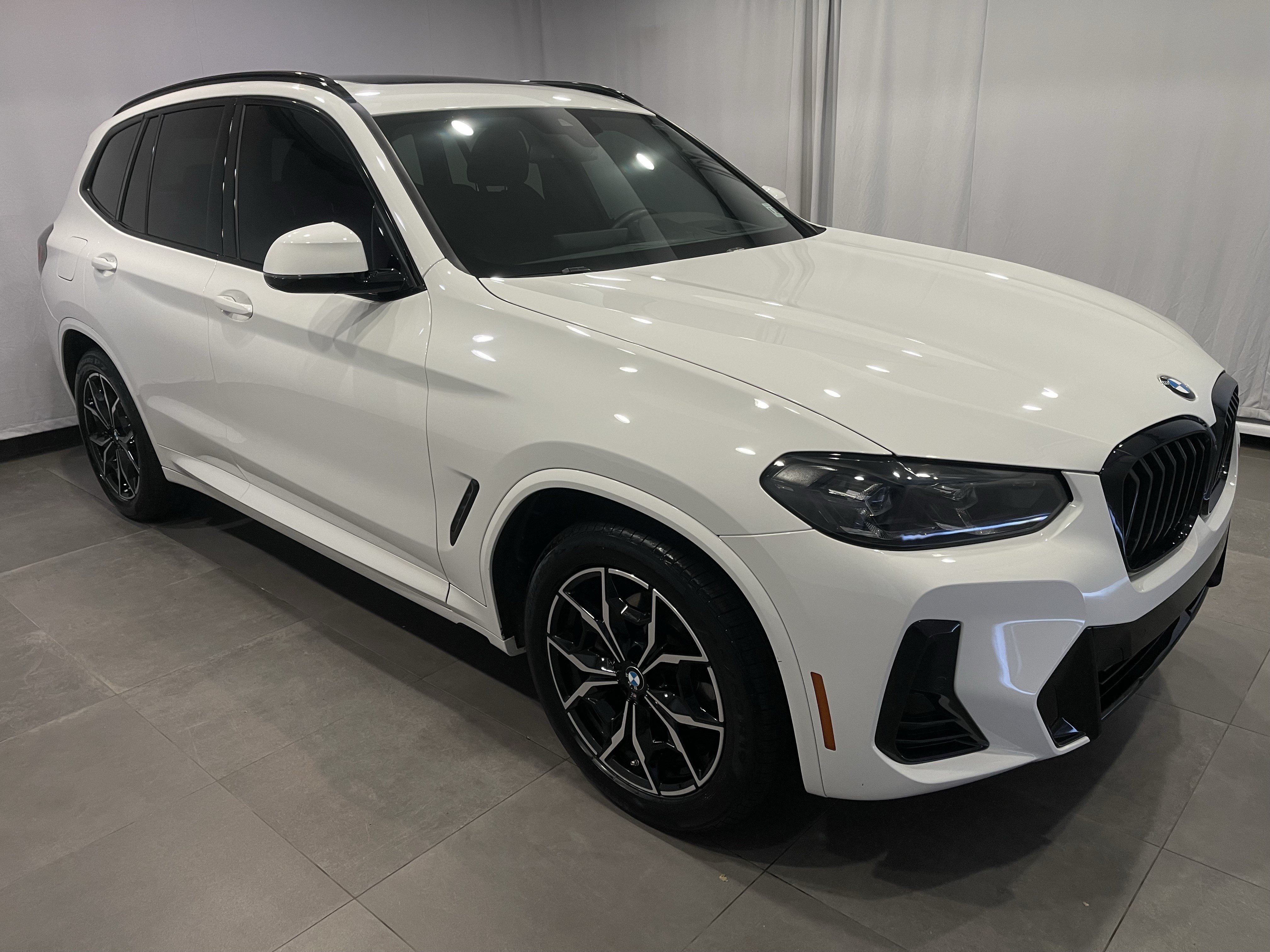 Certified 2023 BMW X3 xDrive30i w/ M Sport Package AWD/4WD image 3
