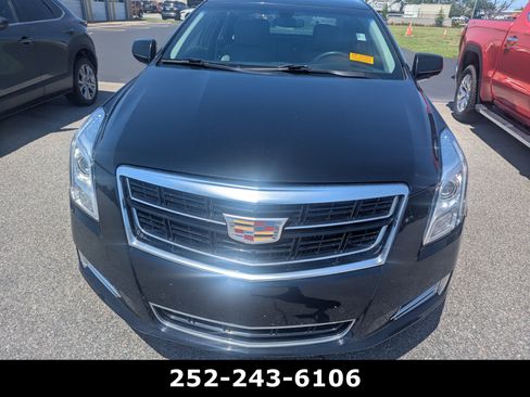 Used 2017 Cadillac XTS Luxury FWD image 2