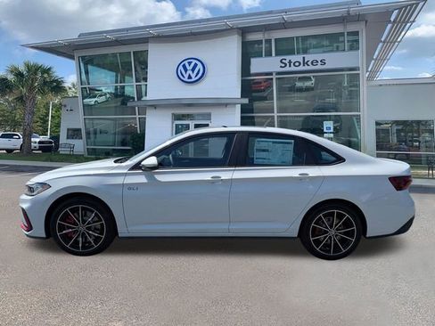 New 2026 Volkswagen Jetta GLI Autobahn FWD image 7