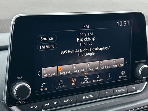 Used 2023 Nissan Rogue SV image 22