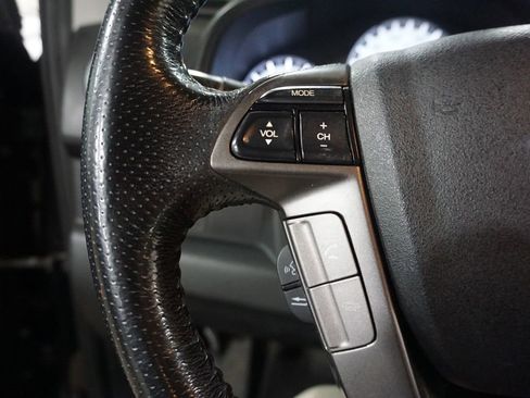 Used 2015 Honda Pilot Touring image 7