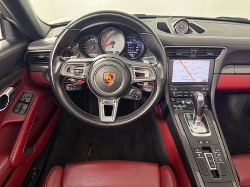 Certified 2019 Porsche 911 Carrera S RWD image 27