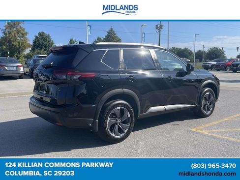 Used 2024 Nissan Rogue SV w/ SV Premium Package FWD image 6