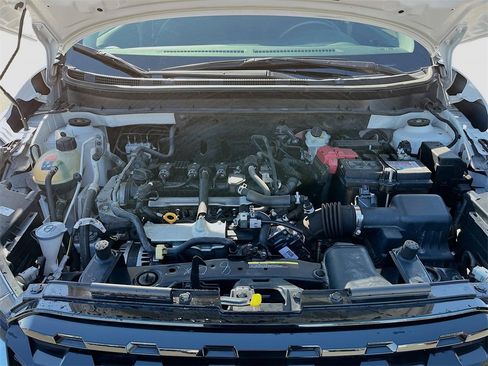 Used 2024 Nissan Kicks S image 27