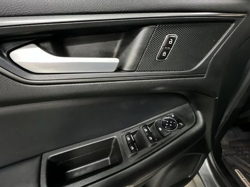 Used 2023 Ford Edge SE AWD/4WD image 23