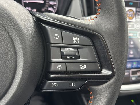 Certified 2025 Subaru Crosstrek 2.5i Limited image 33