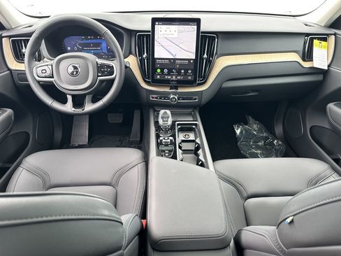 New 2026 Volvo XC60 B5 Core w/ Protection Package Premier image 15